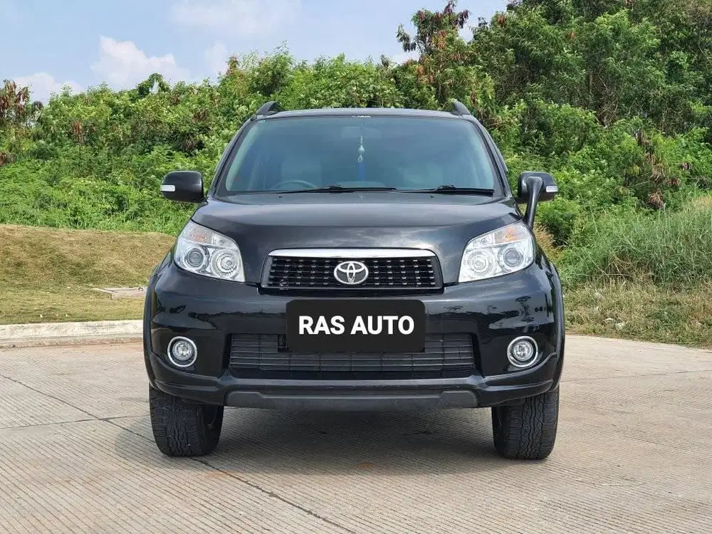 LANGKA KM 9 RIBUAN!!  Toyota Rush 1.5 G MT Manual 2013 Hitam