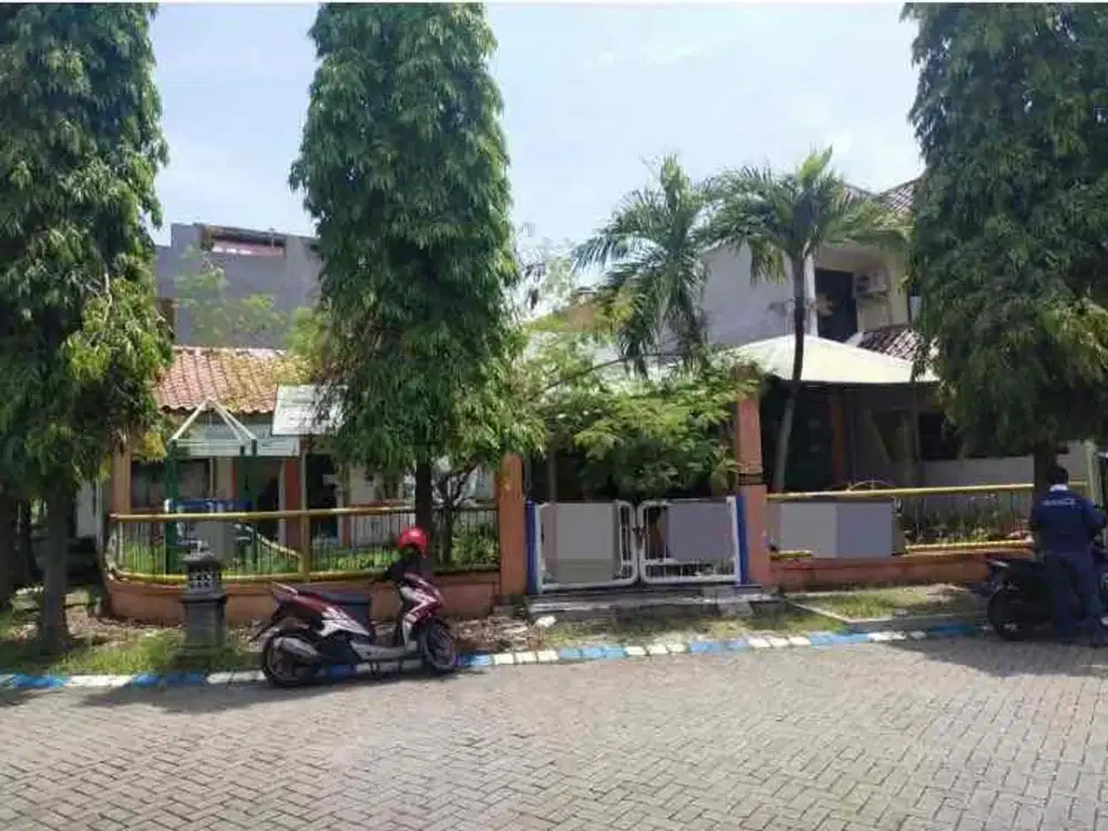 Puri Surya Jaya Taman Paris Hok 1lt