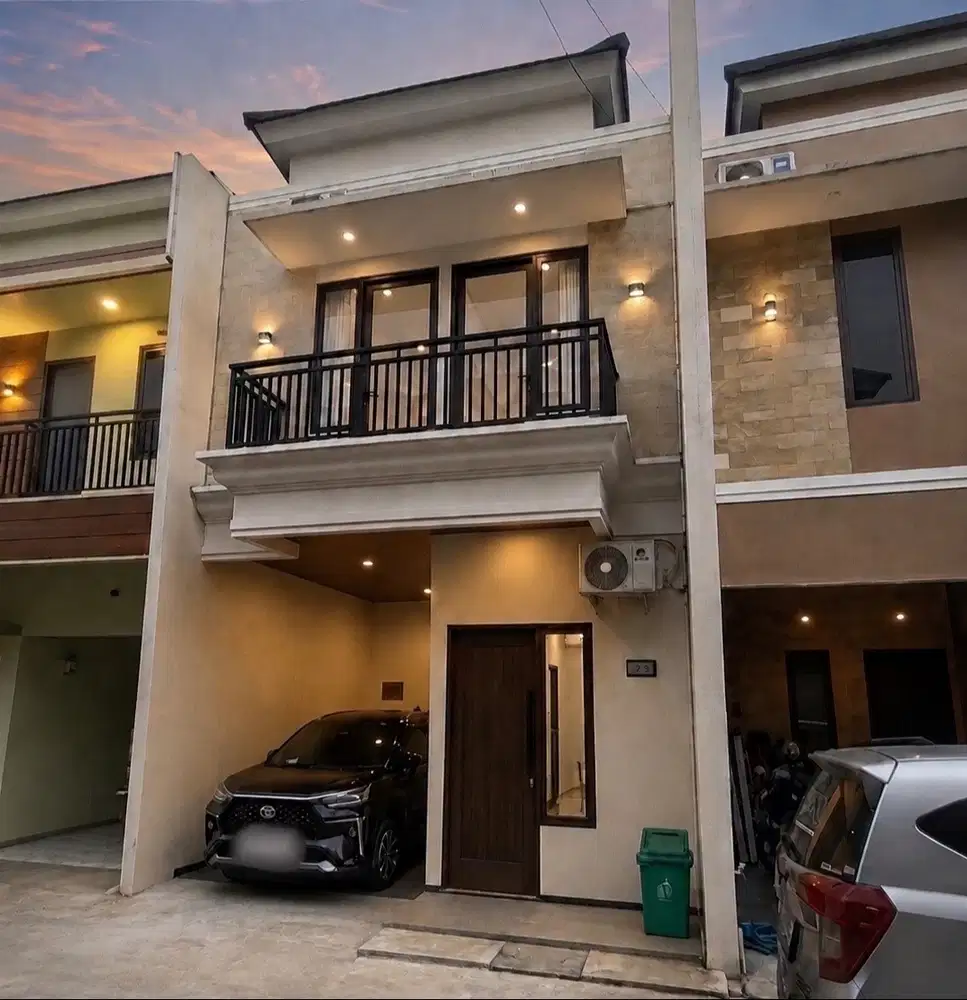 Rumah Like New 2 Lantai Furnished Lubang Buaya Jaktim