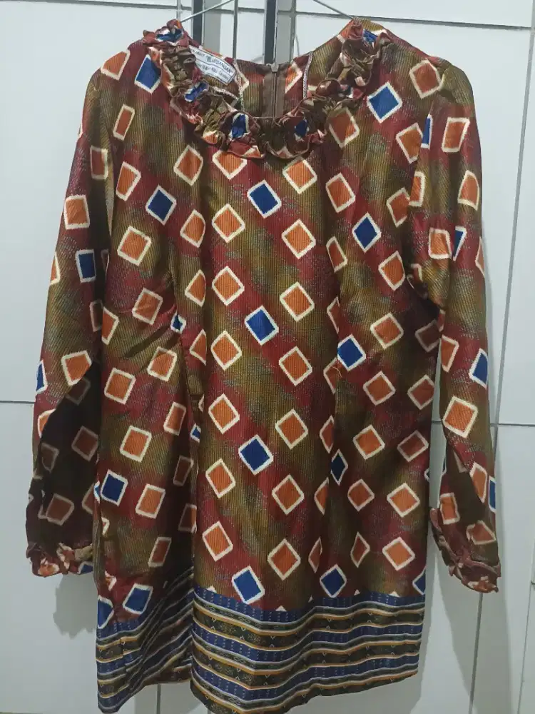 Blouse Batik Wanita Lengan Panjang Motif Belah Ketupat