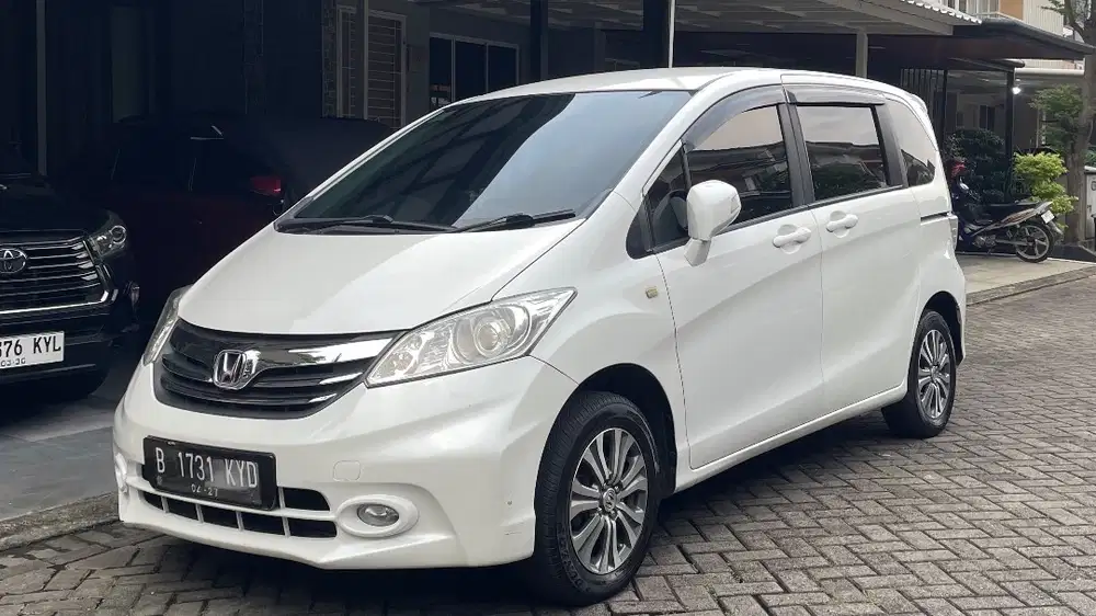 Jual Honda Freed SD 2012