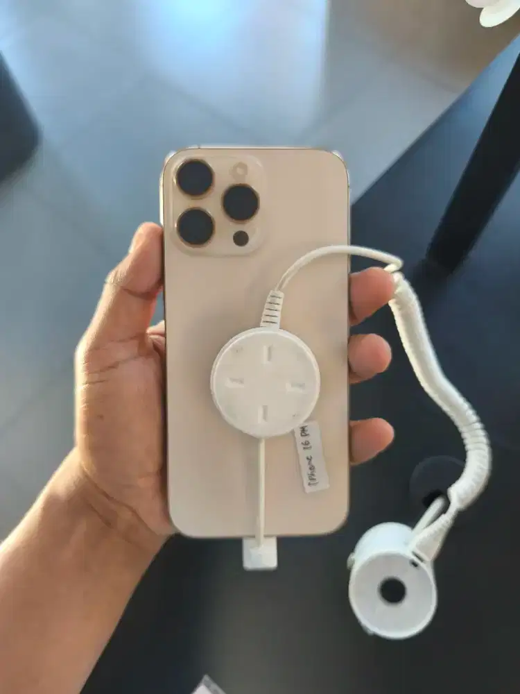 IPHONE 16 PRO MAX 256GB CICILAN 0% TENOR 12 BULAN DENGAN KTP SAJA