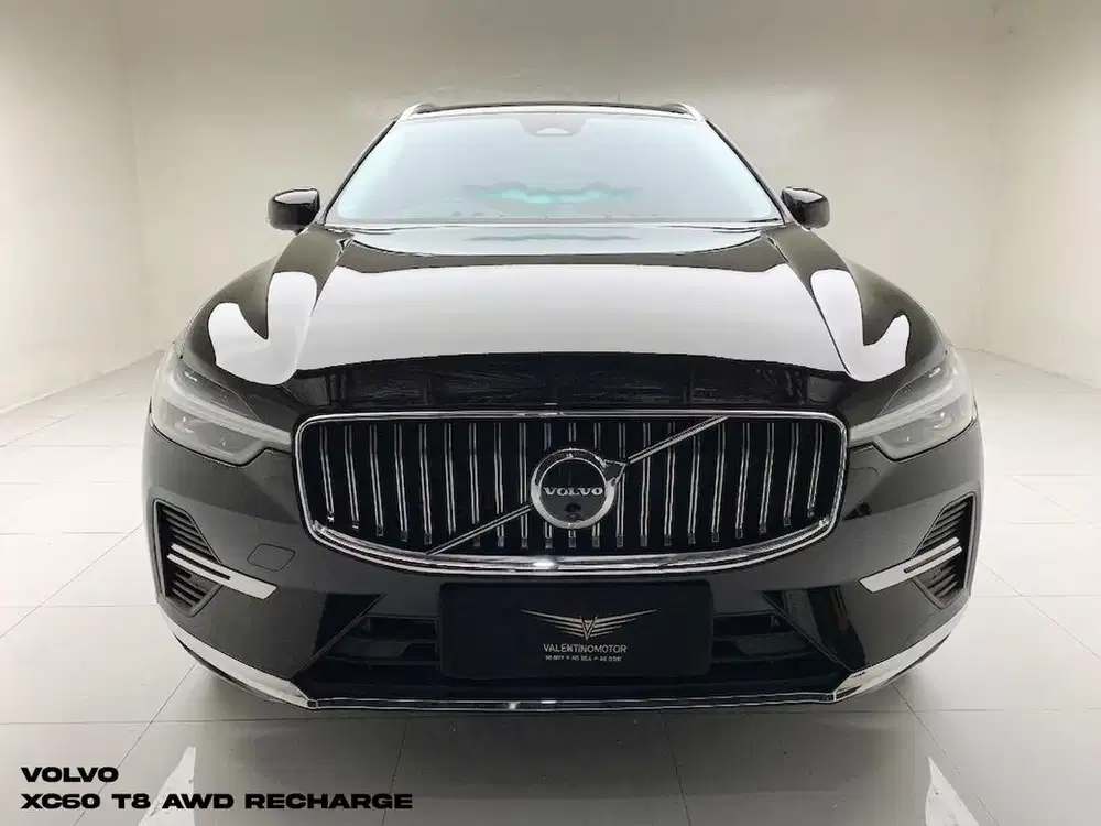 VOLVO XC60 T8 AWD RECHARGE FACELIFT 2024 – BLACK ON BLACK
