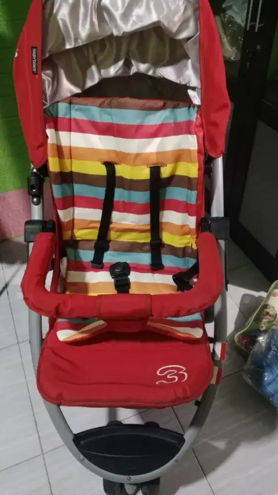 Stroller baby does