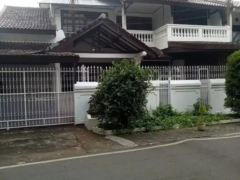 Rumah 2 Lantai Siap Huni di Pulogadung Jakarta