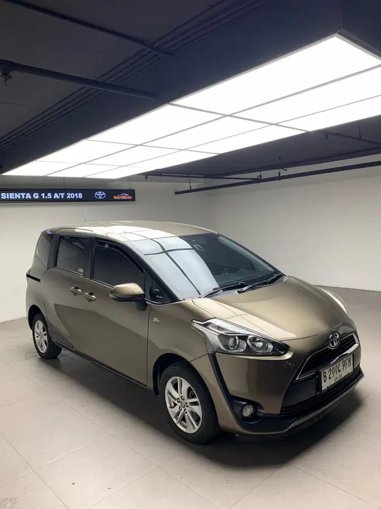 Toyota Sienta G 1.5 AT 2018