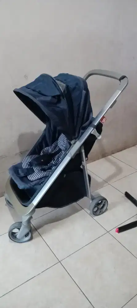 Stroller GB 1020