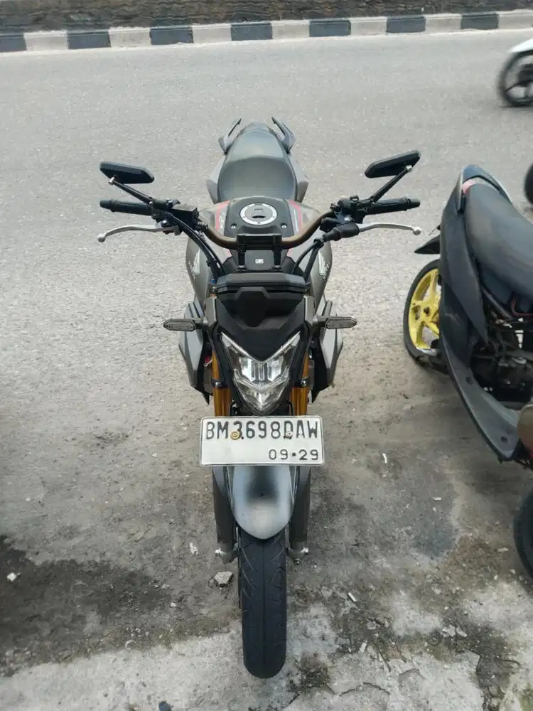 Dijual cepat Honda Cb 150 R tahun 2023