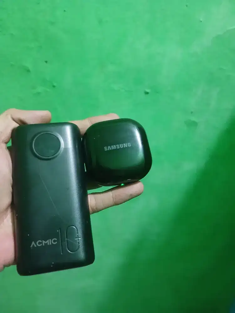 mahar aja gan 500 pawerbank acmic 10 mah +hensfree samsung oringinal