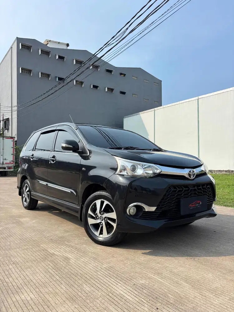 Toyota Avanza Veloz matic 2018 bekas murah