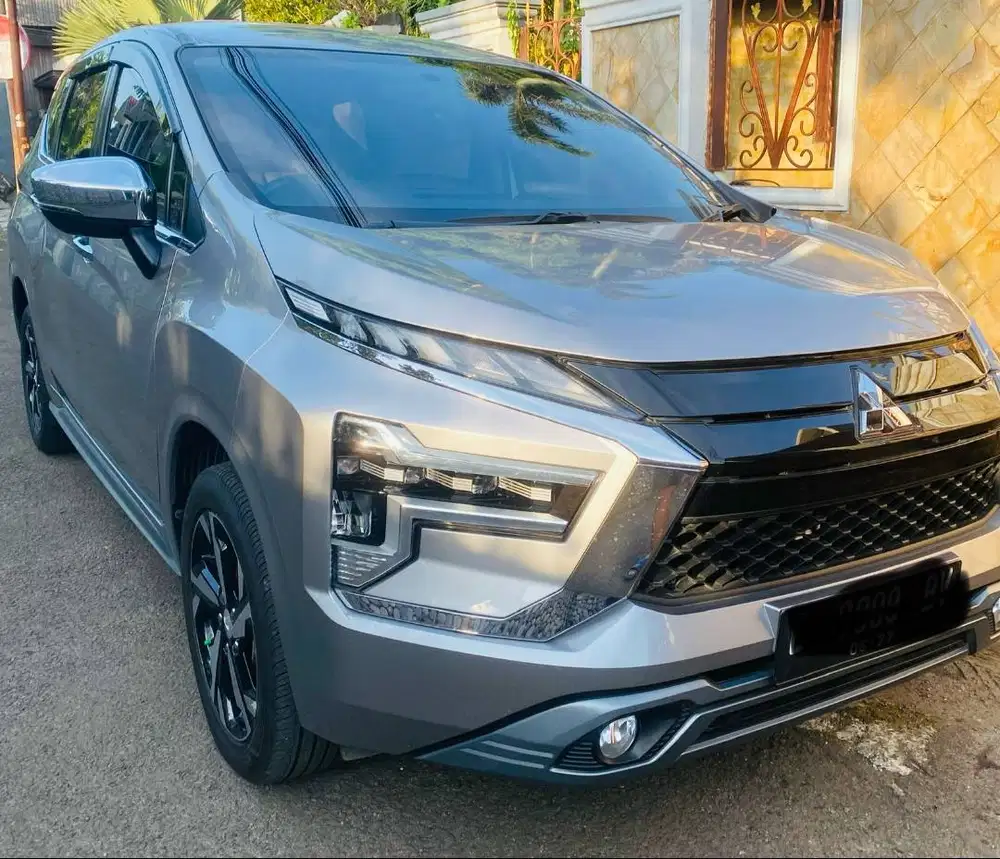 Dijual Xpander 1.5 Ultimate Bensin-AT 2022 Silver Istimewah