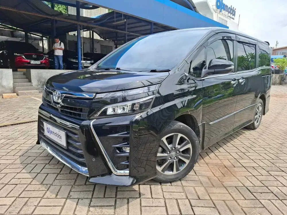 KM Low Pajak Hidup Toyota Voxy 2018 8TO