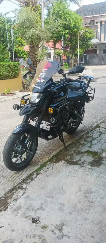 Mt25 costum Adventure