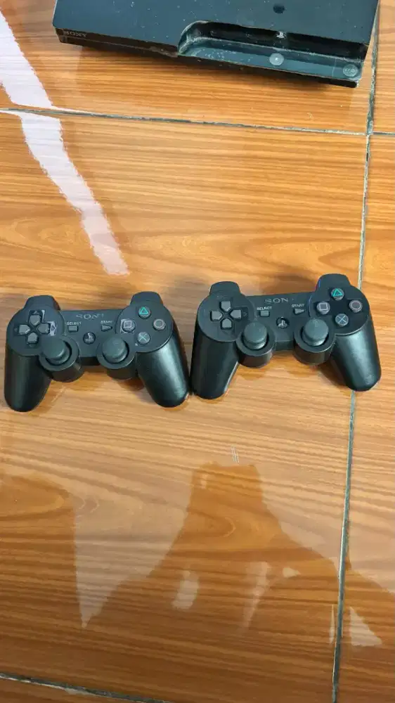PlayStation 3 tangan pertama