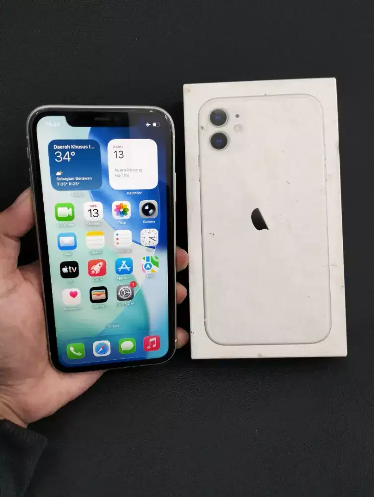 iPhone 11 64 iBox