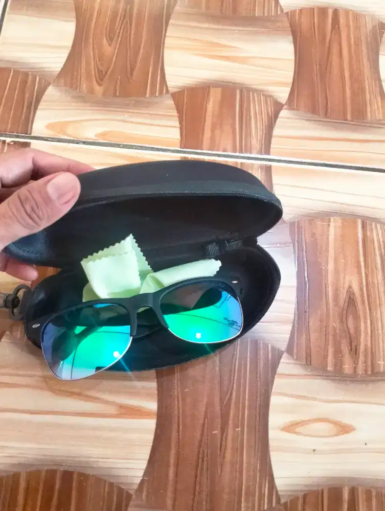 DI JUAL KACAMATA MUSIM PANAS