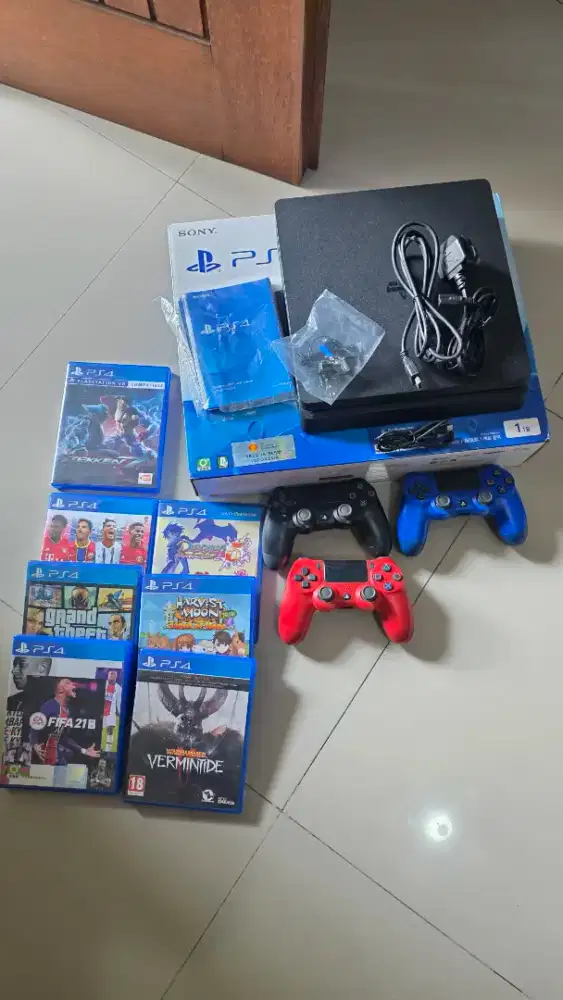 PS 4 Slim 1 TB CUH 2218B Original Sony Indonesia