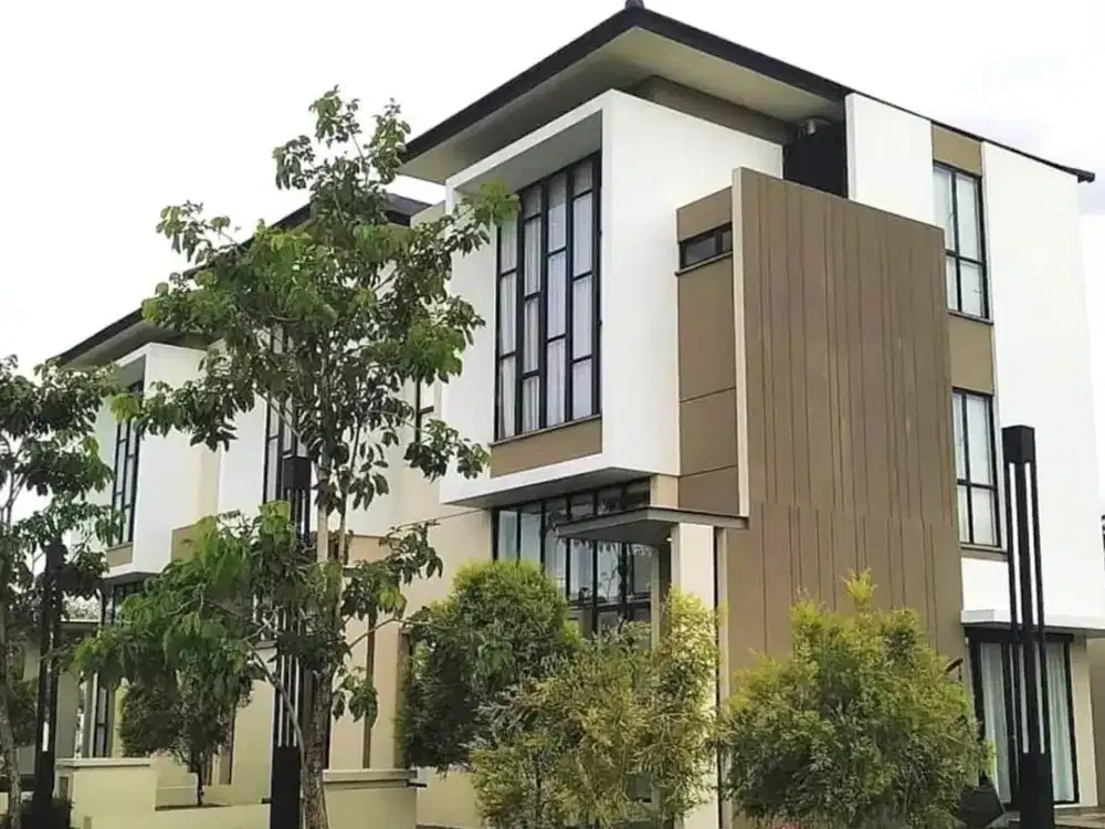 Rumah hoek 3lt 12x14 168m type 4KT Cluster Semayang Asya JGC Jakarta Garden City