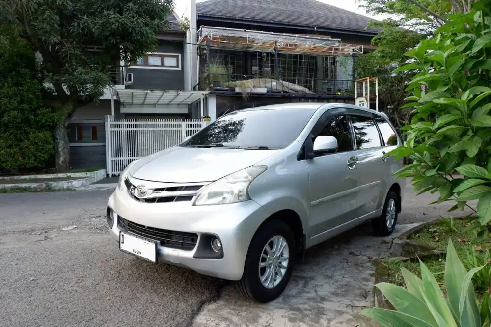 Daihatsu Xenia 1.3 R Deluxe 2014 MT