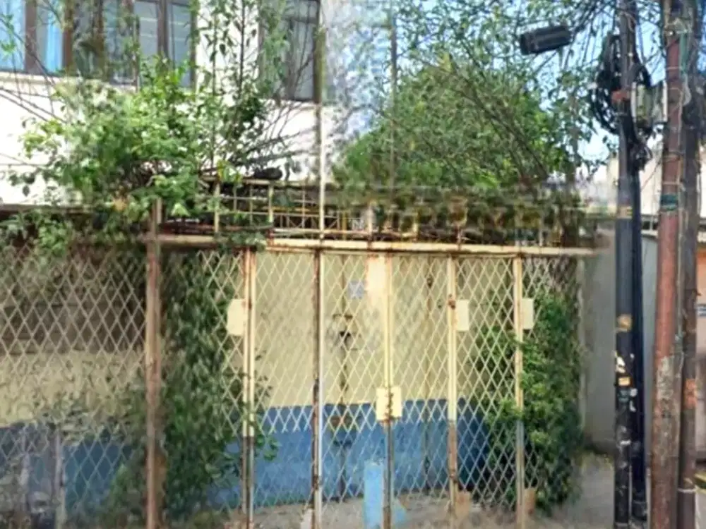 Ruko 3lt di Kebon Jeruk hadap jalan luas 5x25 125m Jakarta Barat