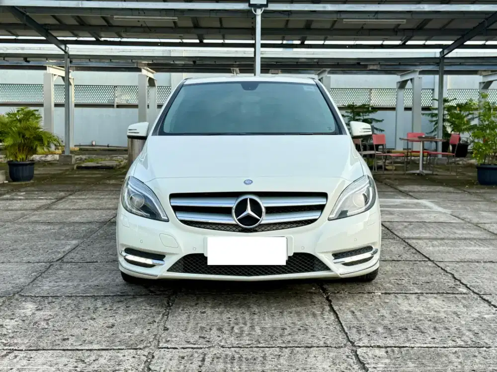 KM 37 RB MERCY B200 SPORT AT 2014