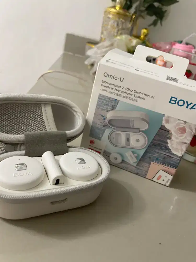 Boya omic tipe C putih masih baru