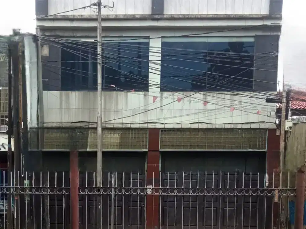 Ruko di Kramat Jati luas 8,5x32 272m Jakarta Timur