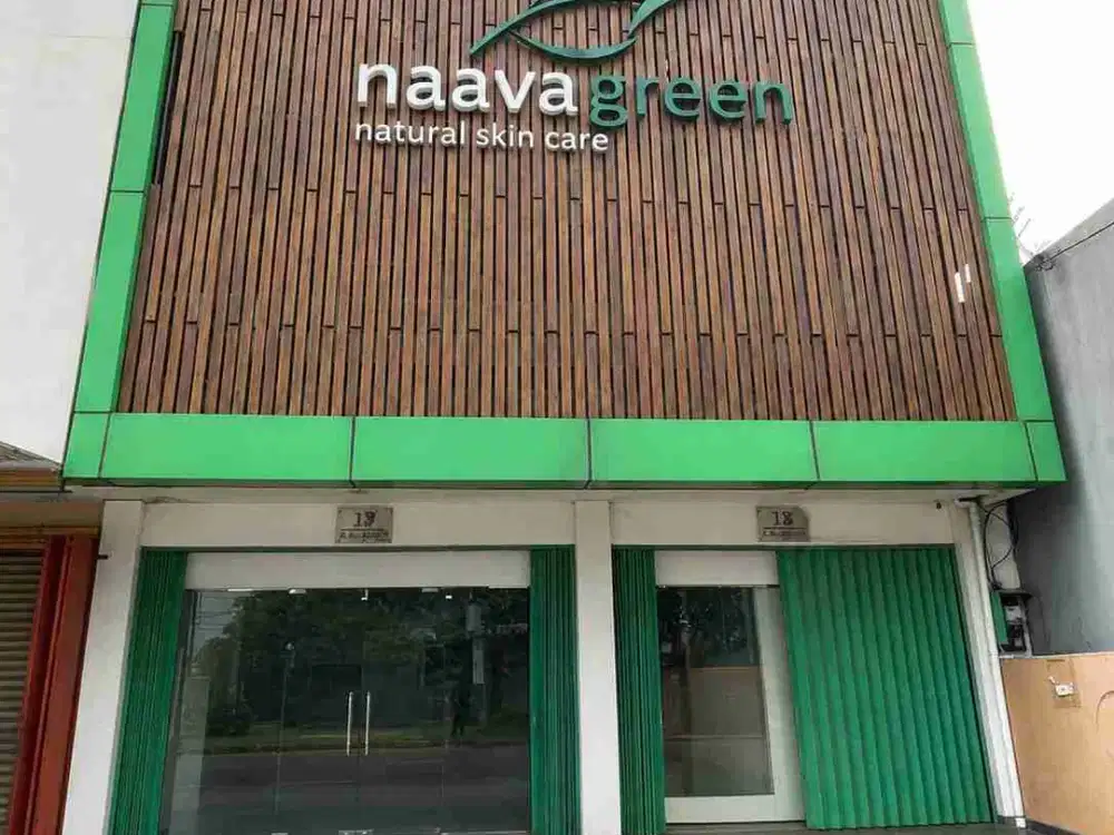 Ruko Hook 3 Lantai Pinggir Jalan Raya Martadinata SHM, Sedang Tersewa, Langsung Passive Income, LT 75 m² (5×15) · LB 225 m² · 3 Lantai · SHM · AC · Furnished · Hook · Jl. Raya Martadinata, Cikarang Utara, Bekasi.
