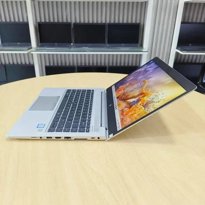 HP 840 G5 - TOUCHSCREEN
