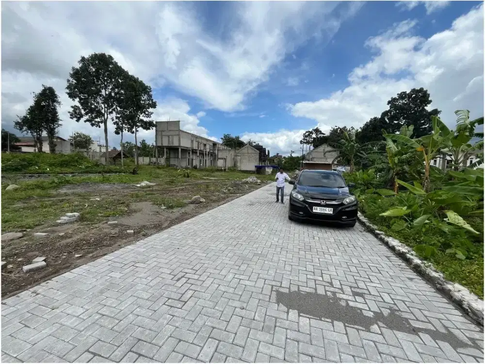Dekat Kampus UII Tanah Jogja di Jl. Pandanaran