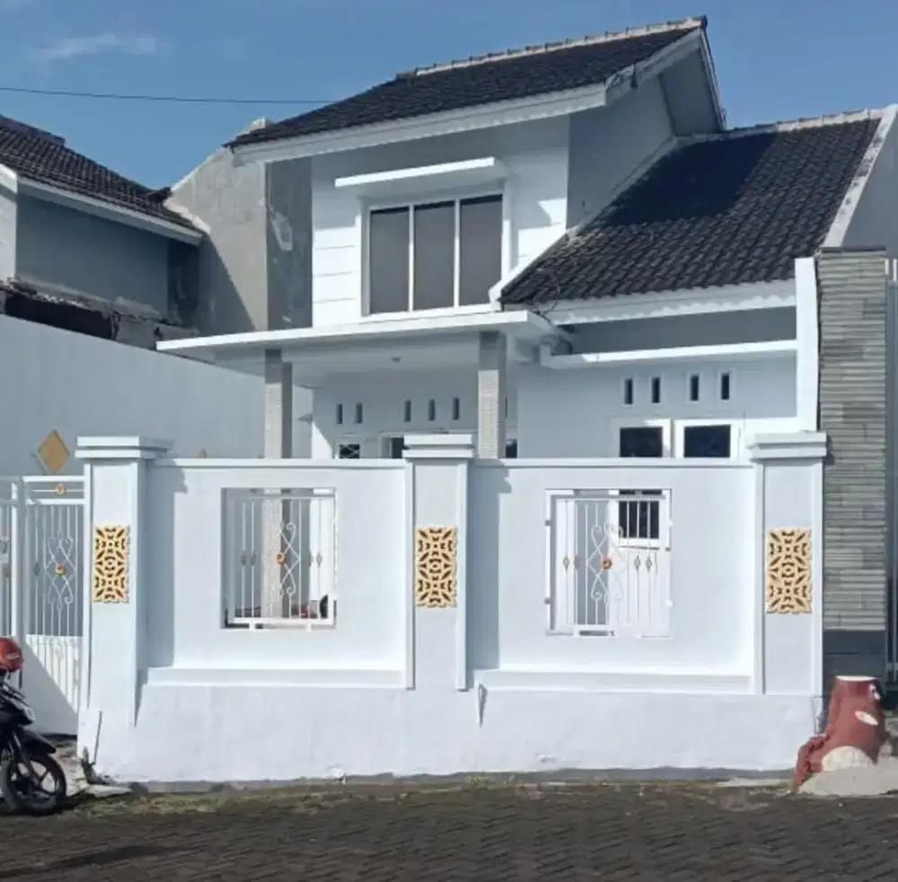 Jual Rumah Tengah kota dekat Lippo Alon alon Jember