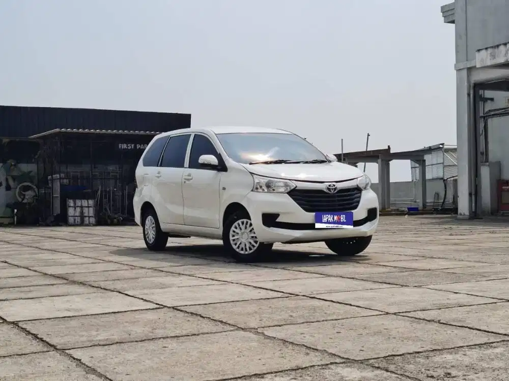Toyota Avanza Transmover 1.3 MANUAL MT 2020 Putih KM 53RB