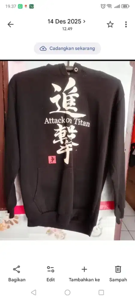 Switer hitam pria