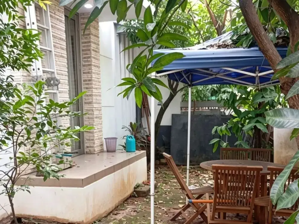 RUMAH DISEWAKAN LOKASI STRATEGIS