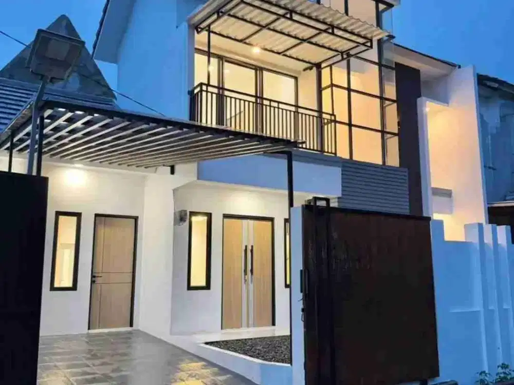 Rumah 2 Lantai Balcony Acropolis SHM Luas 120m 3+1 Kamar Karadenan Cibinong