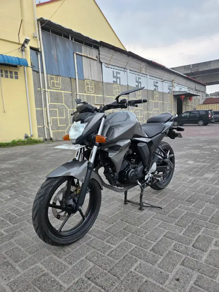 Yamaha Byson FI Grey 2017