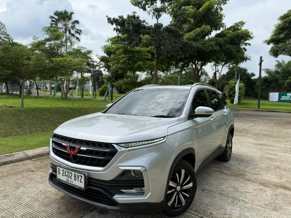 Wuling Almaz 1.5 LT Lux CVT 2019 silver Sunroof 5 seat