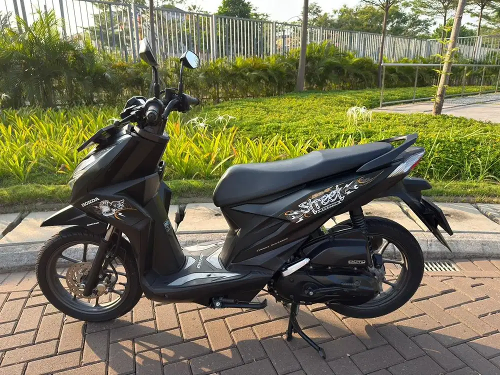 Dijual Honda Beat Street tahun 2022