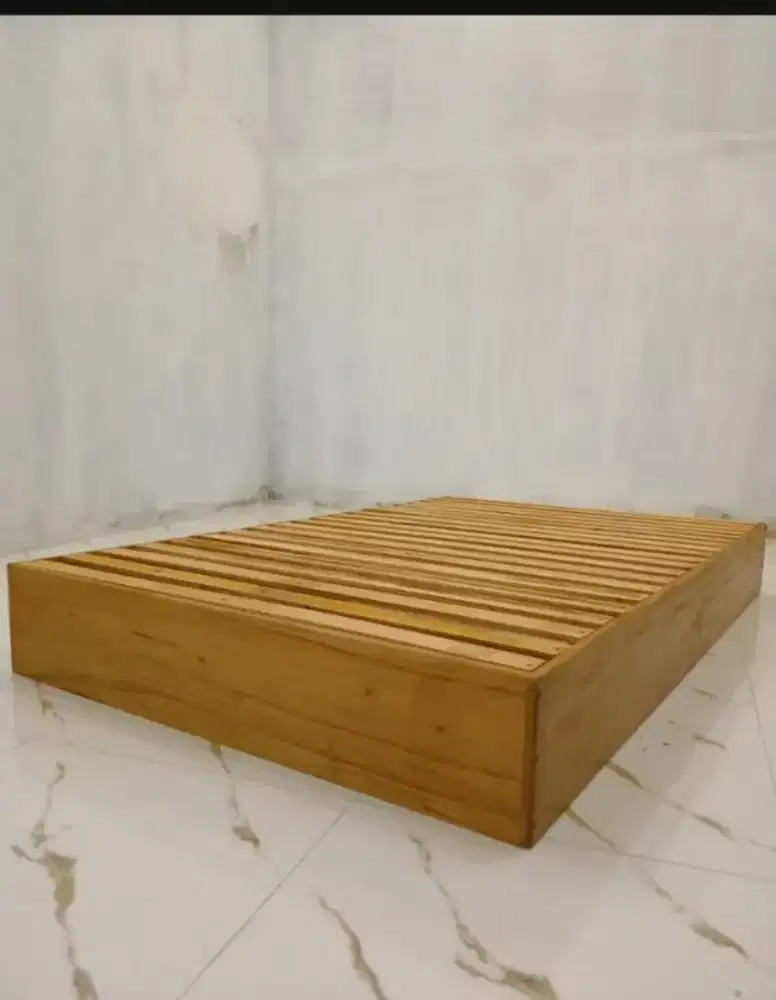 DIPAN RANJANG TEMPAT TIDUR KAYU 160x200