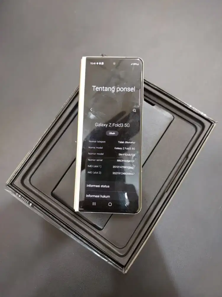 Samsung Galaxy Z Fold 3 5G 12/256 Silver
Kelengkapan Fullset Original