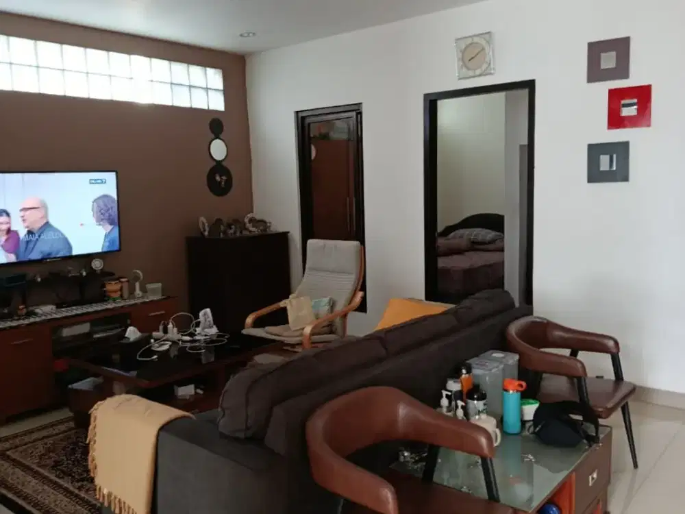 TURUN HARGA ! RUMAH STRATEGIS DENGAN LINGKUNGAN NYAMAN DAN TENANG DI TURANGGA