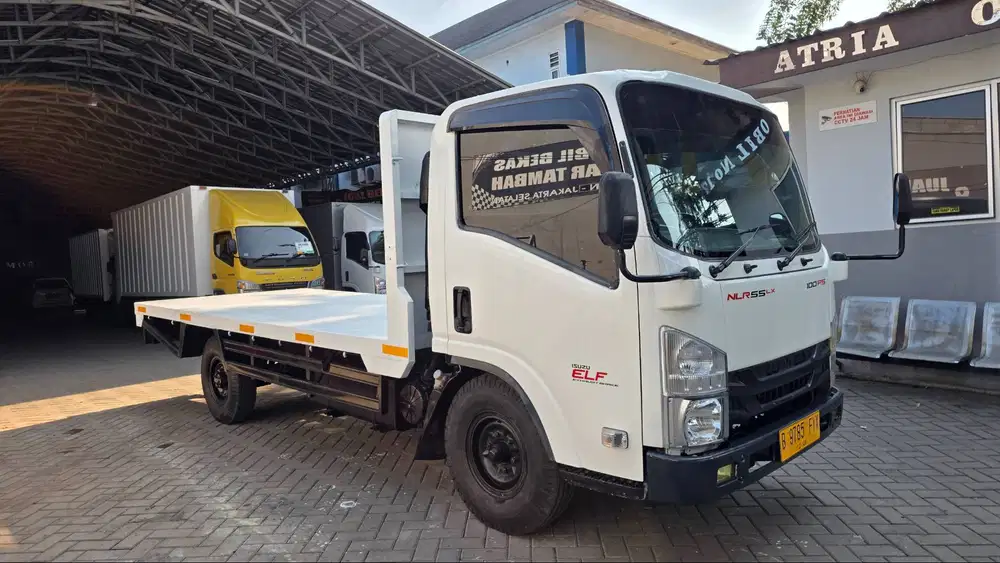Isuzu Elf NLR 55 TLX Long 100PS 4R Pwr Str + Load Bak Besi - 2021