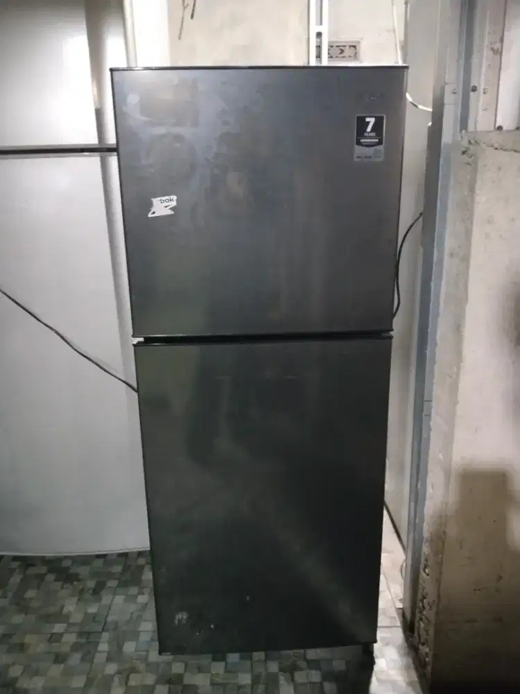 Kulkas 1 pintu aqua