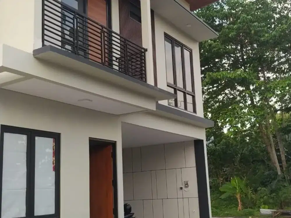 Rumah Cantik 4 Kamar Tidur di Kawasan Premium Maguwo