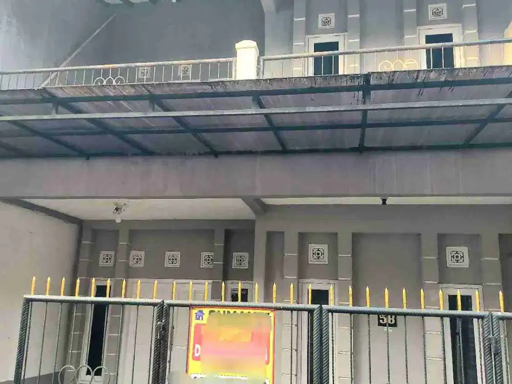 SEWA-RUMAH 2 LANTAI, DEKAT JALAN UTAMA, MURAH PERTAHUN, SARIJADI.