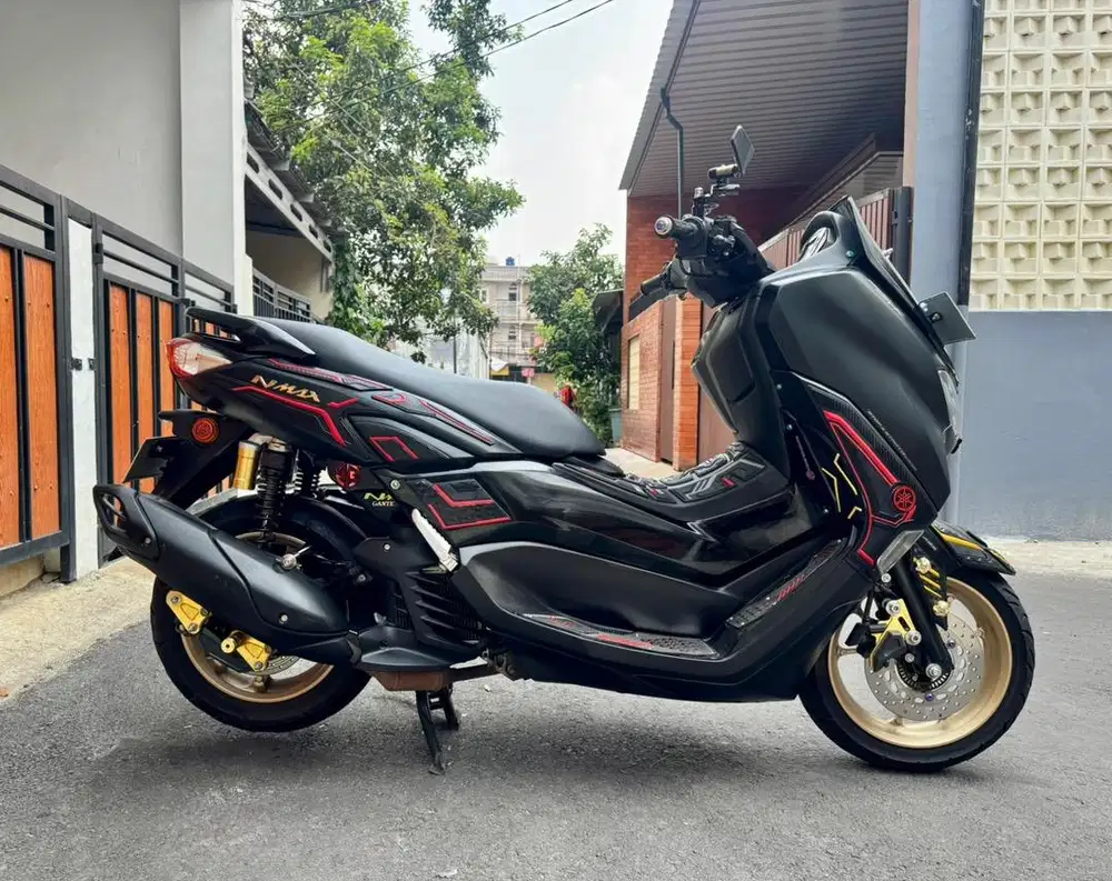 Yamaha Nmax New Keyless ABS MULUSSS Surat Lengkap