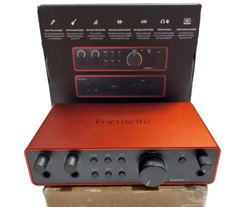 Focusrite Scarlett 2i2 Gen 4 Soundcard Audio Interface Gitar Bass Mic