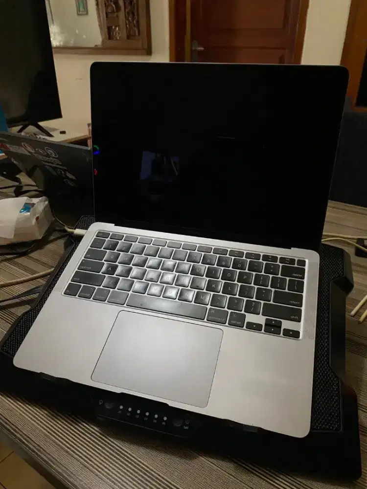 Jual Macbook Air 2020