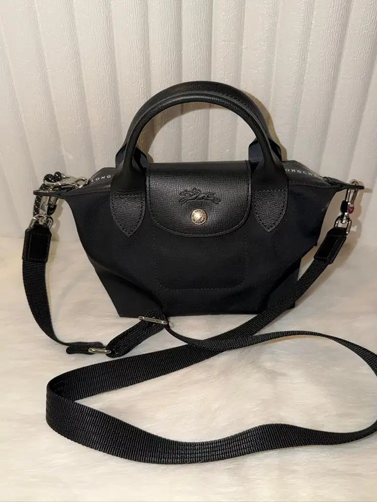 Tas LONGCHAMP hitam