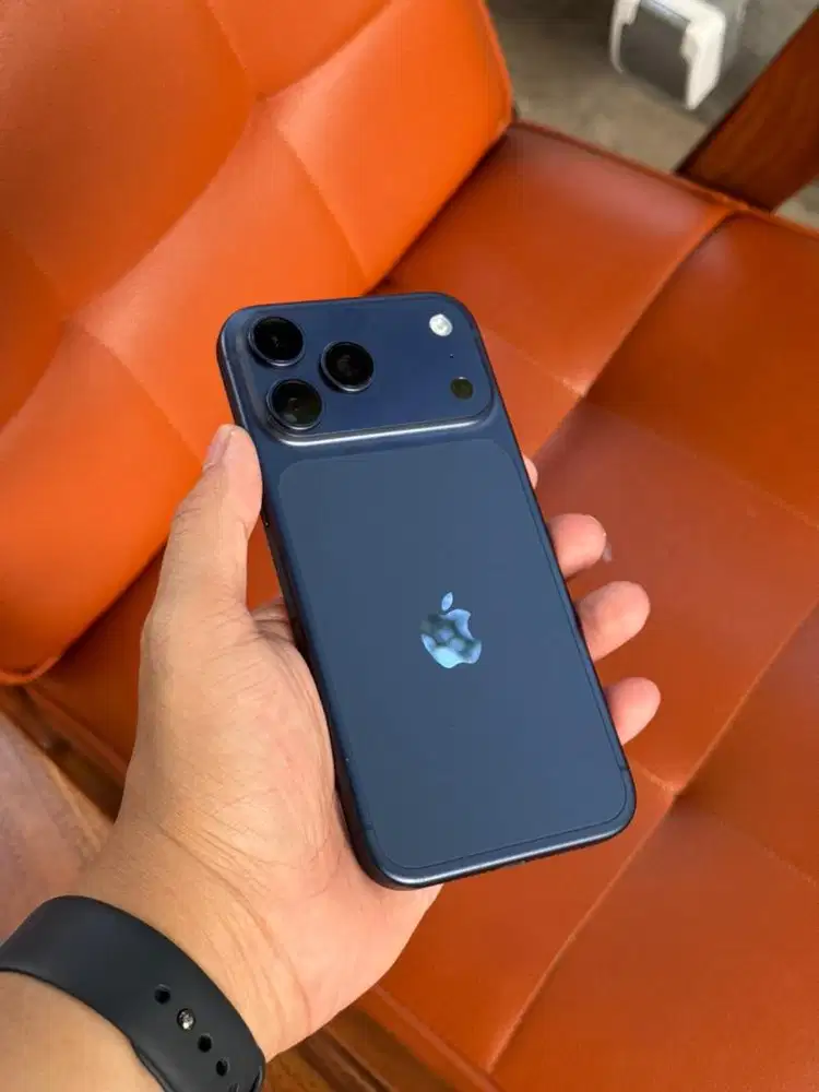 iPhone 17 Pro Max 256GB Deep Blue Resmi iBox